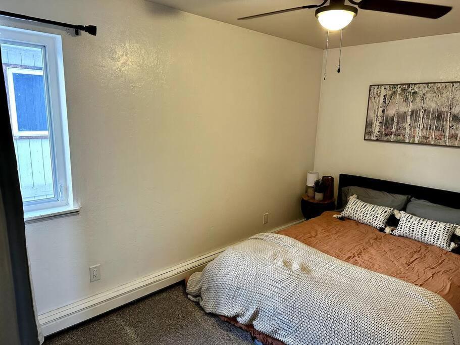 Comfortable 2Br Apt Central 费尔班克斯 外观 照片